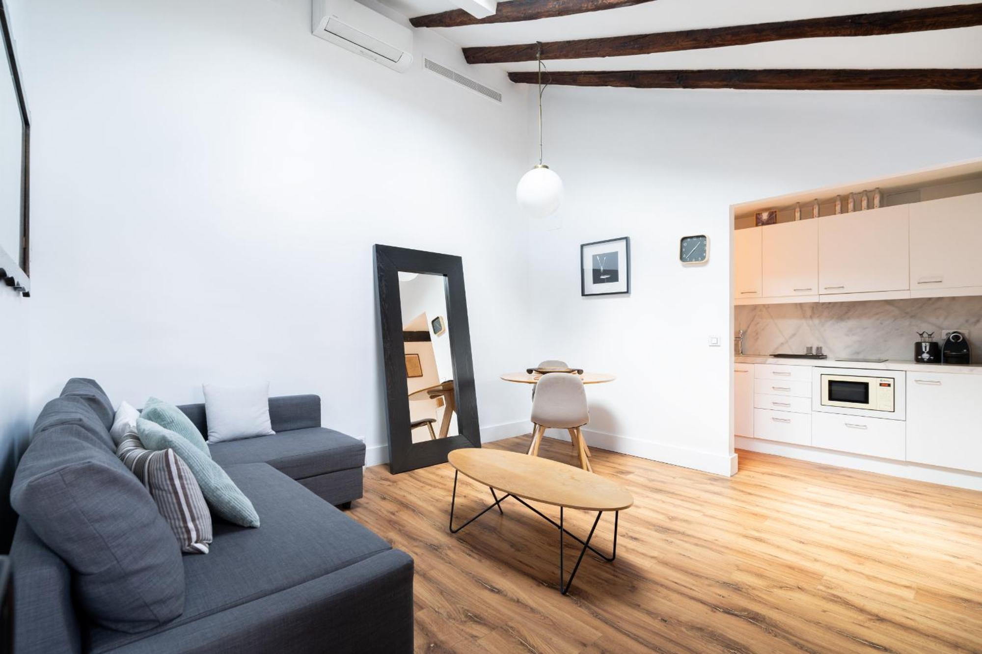 Apartamento En Alonso Martinez Alquiler Temporal Madrid Dış mekan fotoğraf